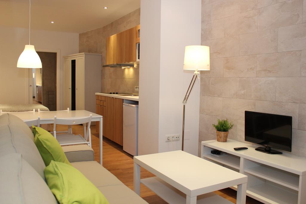 Apartamentos Clavero Málaga Værelse billede