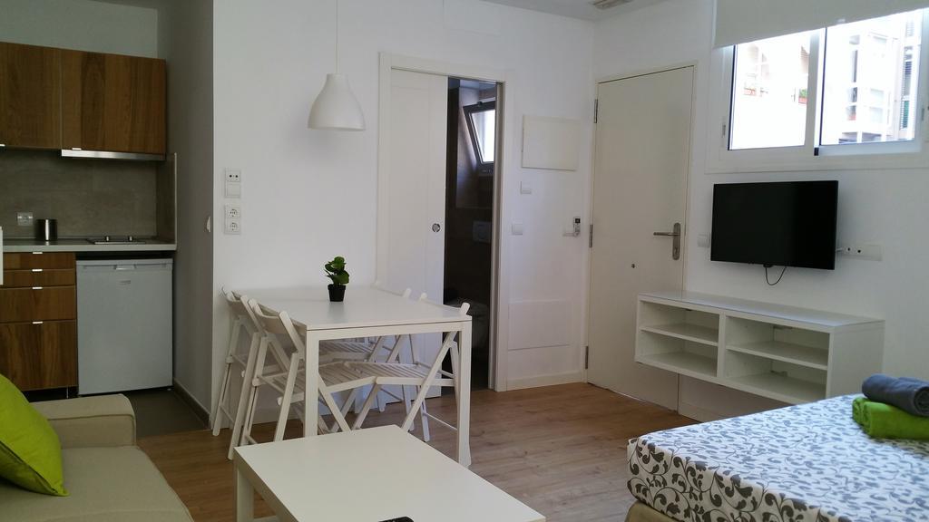 Apartamentos Clavero Málaga Eksteriør billede
