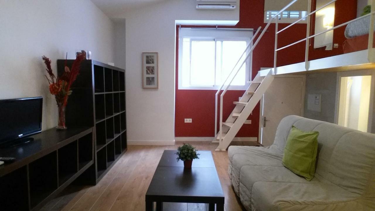 Apartamentos Clavero Málaga Eksteriør billede