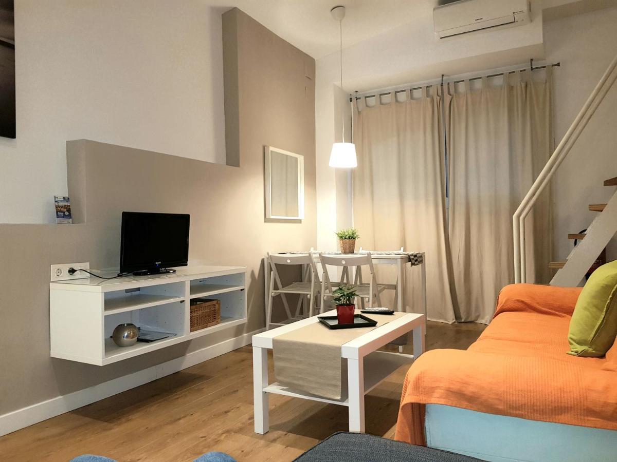 Apartamentos Clavero Málaga Eksteriør billede
